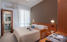 Hotel Pierre NUOVA GESTIONE